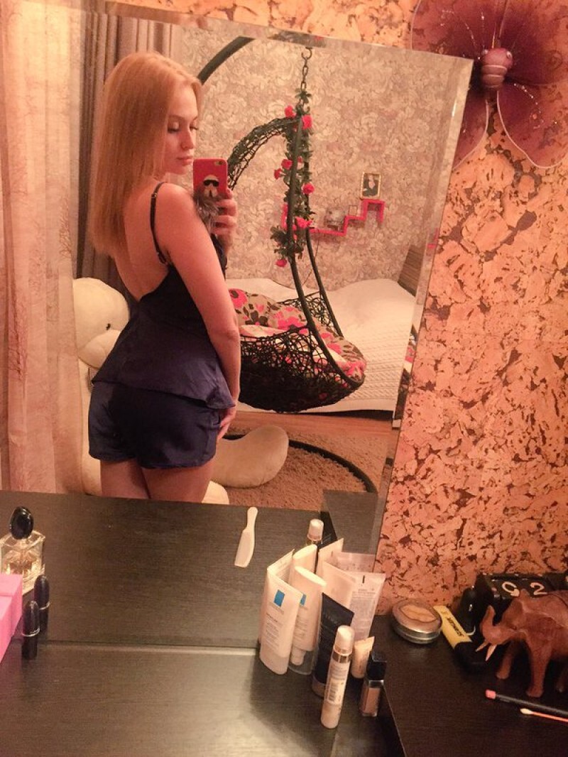 Проститутка Питера Лена с 2 размером груди предлагает интим услуги у метро Выборгская  +7(981)155-42-85 - фото 2