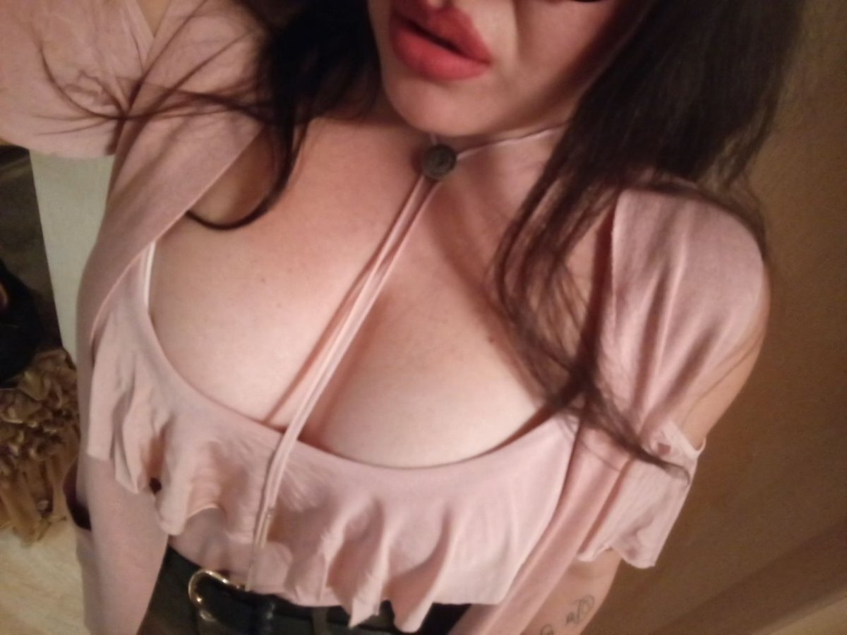 Проститутка Питера Гера с 4 размером груди предлагает интим услуги у метро Волковская  +7(911)830-07-53 - фото 2